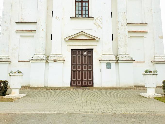 Joniškėlio Švč. Trejybės bažnyčios fragmentas. Tomos Mikalajūnaitės nuotrauka, 2020